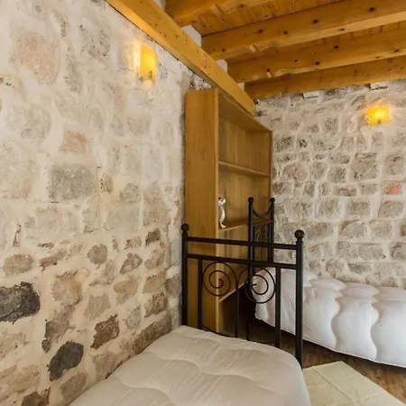 Lägenhet Le Galion- Two Bedroom With Partial Sea View Dubrovnik